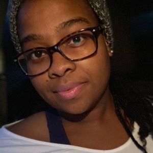 Meet your Posher, Bronté